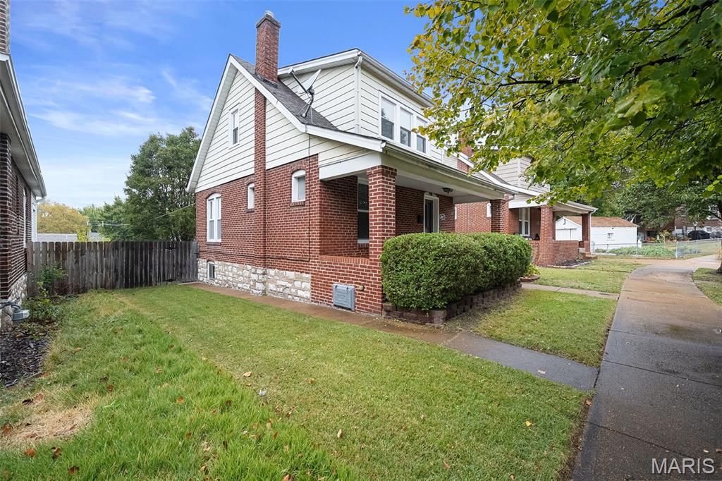 Photo of 2817 Knox Court, St Louis, MO 63139 (MLS # 25073036)