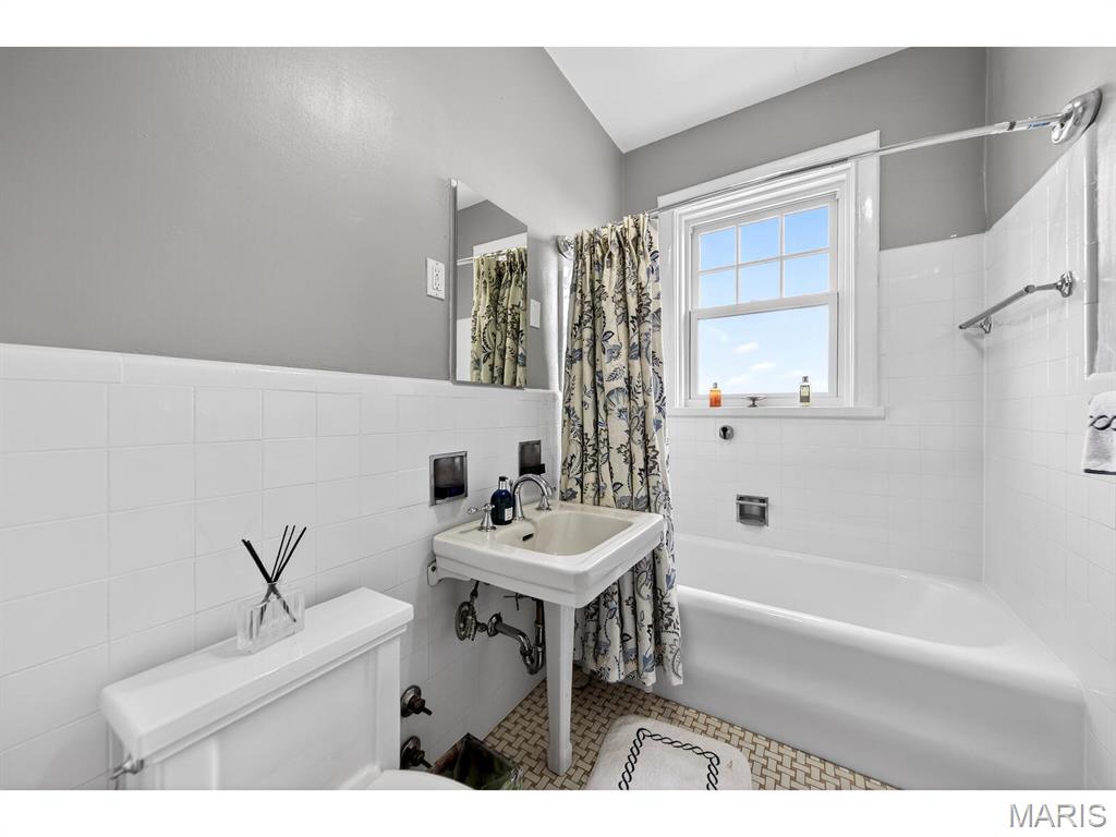 625 Skinker Condo - Residential