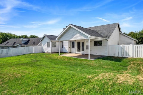 Tiny photo for 104 Coppersmith Court, St Charles, MO 63301 (MLS # 26058051)
