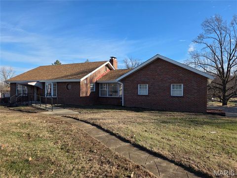 Photo of 4448 Telegraph Road, Unincorporated, MO 63129 (MLS # 25082064)
