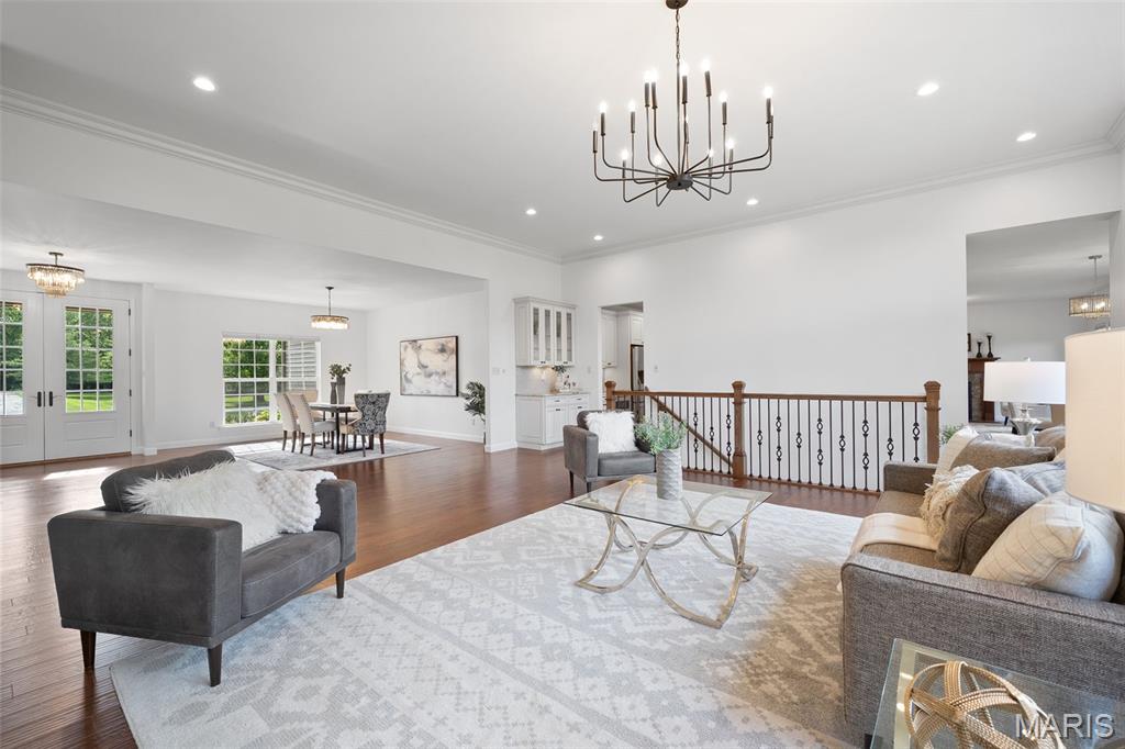 Chesterfield, Missouri 63017, United States, 5 Bedrooms Bedrooms, ,5 BathroomsBathrooms,Residential,Active,171347