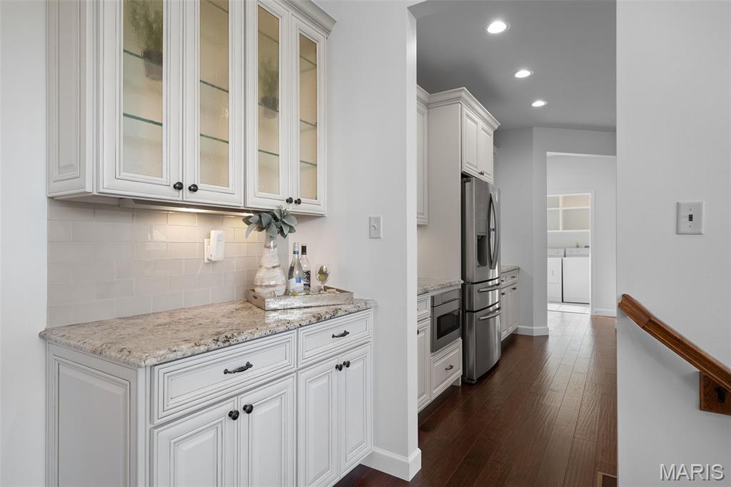 Chesterfield, Missouri 63017, United States, 5 Bedrooms Bedrooms, ,5 BathroomsBathrooms,Residential,Active,171347