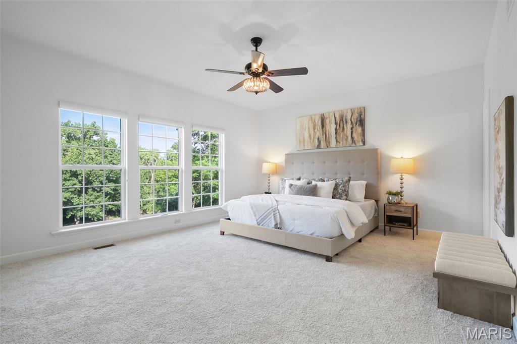 Chesterfield, Missouri 63017, United States, 5 Bedrooms Bedrooms, ,5 BathroomsBathrooms,Residential,Active,171347