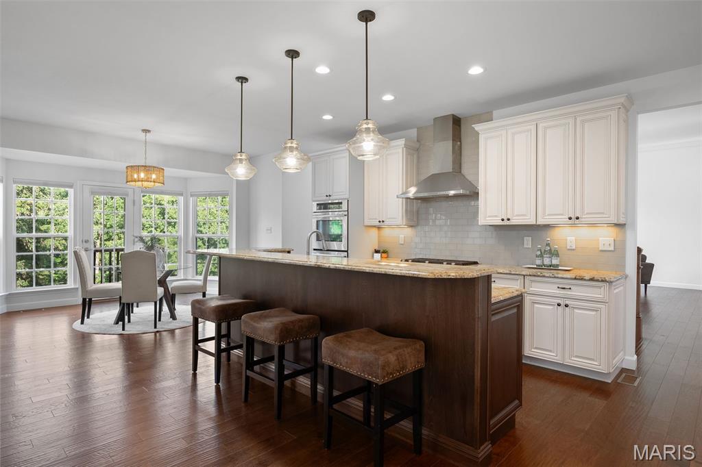 Chesterfield, Missouri 63017, United States, 5 Bedrooms Bedrooms, ,5 BathroomsBathrooms,Residential,Active,171347