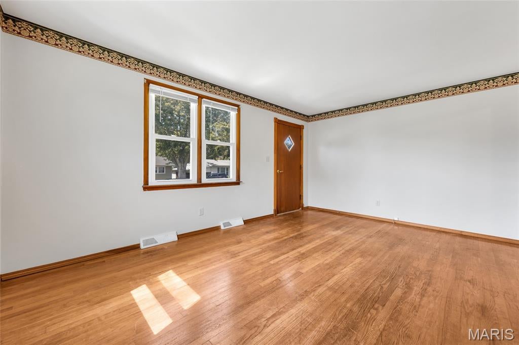 504 Stiening Street