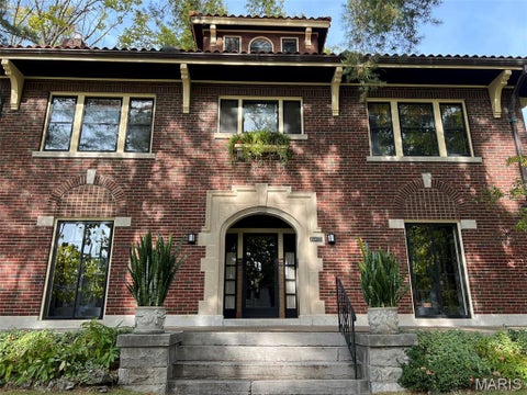Tiny photo for 6965 Pershing Avenue, University City, MO 63130 (MLS # 26068380)