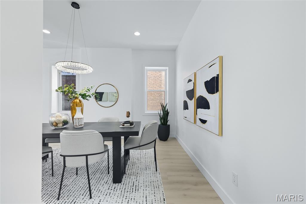 St Louis, Missouri 63107, United States, 3 Bedrooms Bedrooms, ,3 BathroomsBathrooms,Residential,Pending,202879