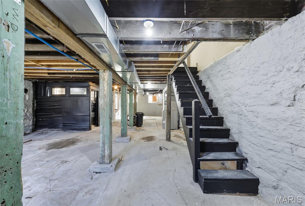 St Louis, Missouri 63107, United States, 3 Bedrooms Bedrooms, ,3 BathroomsBathrooms,Residential,Pending,202879