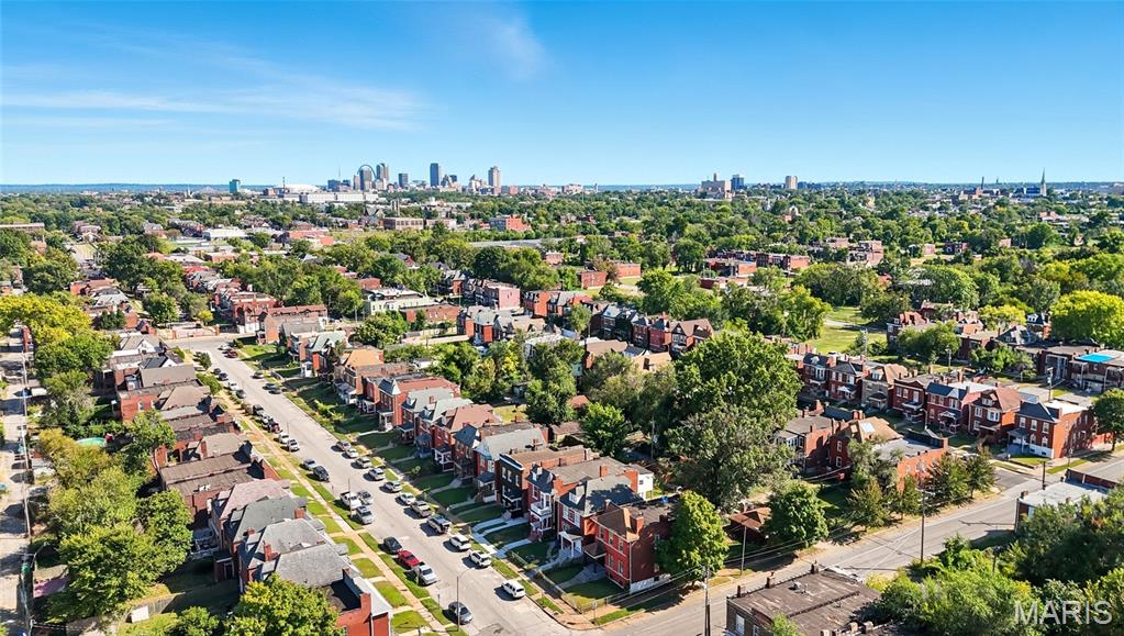 St Louis, Missouri 63107, United States, 3 Bedrooms Bedrooms, ,3 BathroomsBathrooms,Residential,Pending,202879