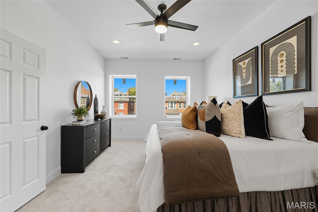 St Louis, Missouri 63107, United States, 3 Bedrooms Bedrooms, ,3 BathroomsBathrooms,Residential,Pending,202879