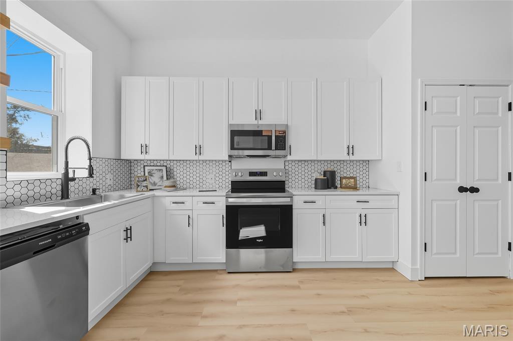 St Louis, Missouri 63107, United States, 3 Bedrooms Bedrooms, ,3 BathroomsBathrooms,Residential,Pending,202879