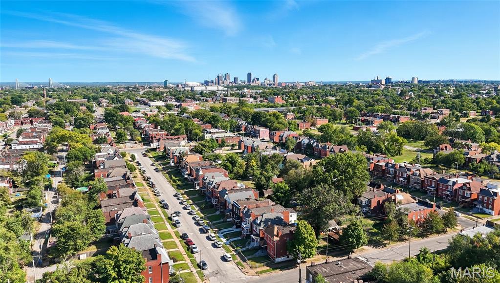 St Louis, Missouri 63107, United States, 3 Bedrooms Bedrooms, ,3 BathroomsBathrooms,Residential,Pending,202879