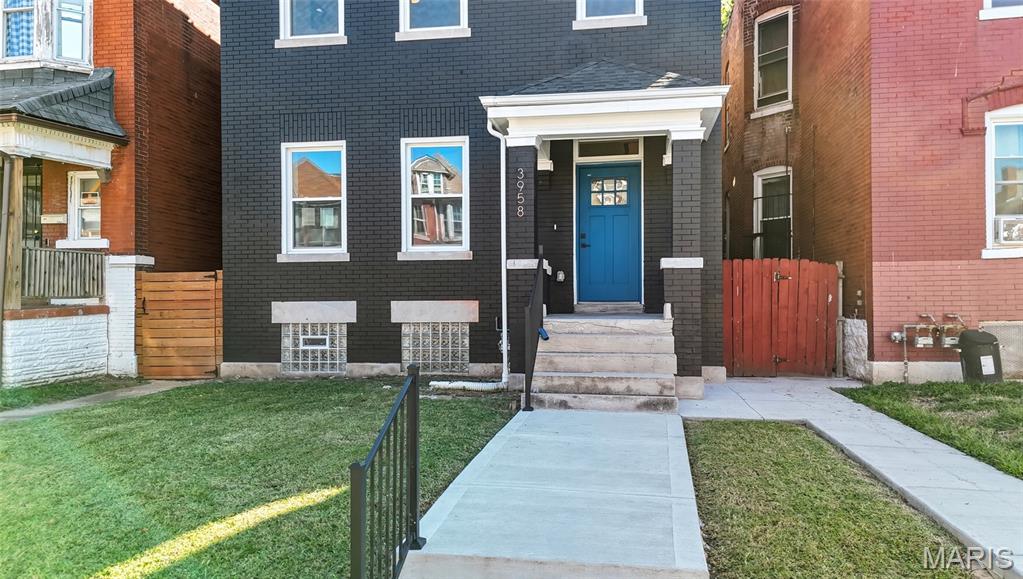 St Louis, Missouri 63107, United States, 3 Bedrooms Bedrooms, ,3 BathroomsBathrooms,Residential,Pending,202879