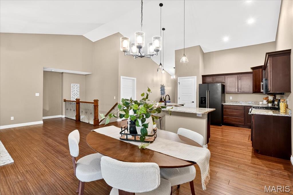 Troy, Illinois 62294, United States, 3 Bedrooms Bedrooms, ,3 BathroomsBathrooms,Residential,Pending,197688