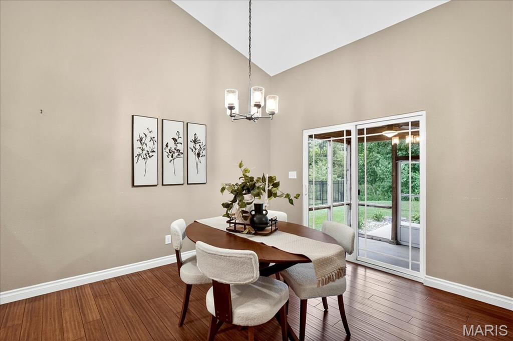 Troy, Illinois 62294, United States, 3 Bedrooms Bedrooms, ,3 BathroomsBathrooms,Residential,Pending,197688