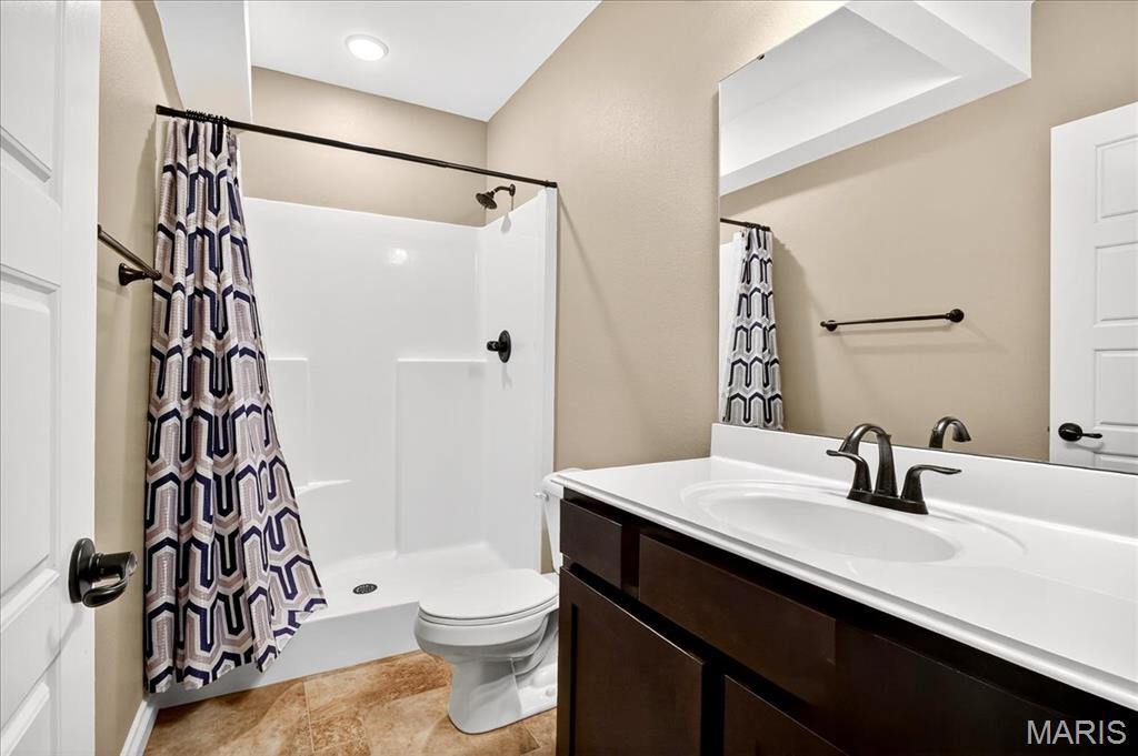 Troy, Illinois 62294, United States, 3 Bedrooms Bedrooms, ,3 BathroomsBathrooms,Residential,Pending,197688