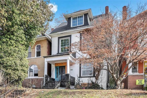Photo of 746 Aubert Avenue, St Louis, MO 63108 (MLS # 26068625)