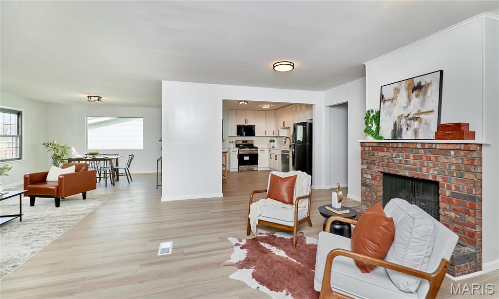 Surrey Meadows 1 - Residential