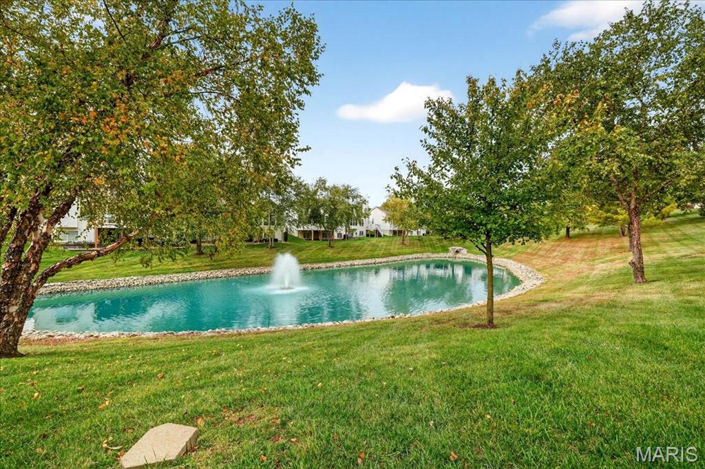 Oakville, Missouri 63129, United States, 3 Bedrooms Bedrooms, ,3 BathroomsBathrooms,Residential,Pending,227347