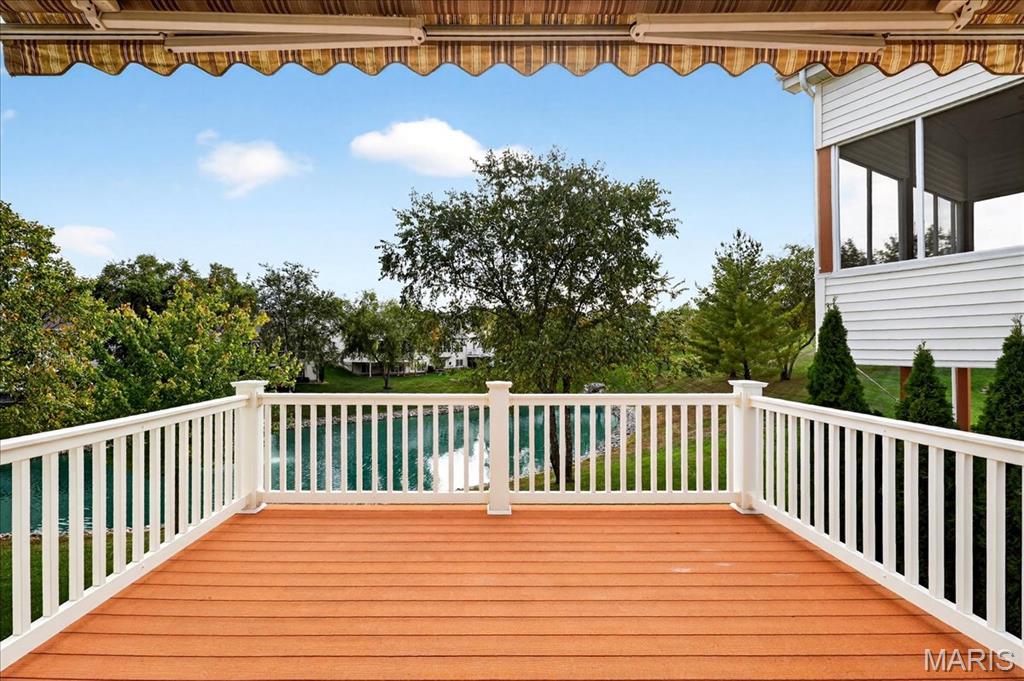 Oakville, Missouri 63129, United States, 3 Bedrooms Bedrooms, ,3 BathroomsBathrooms,Residential,Pending,227347