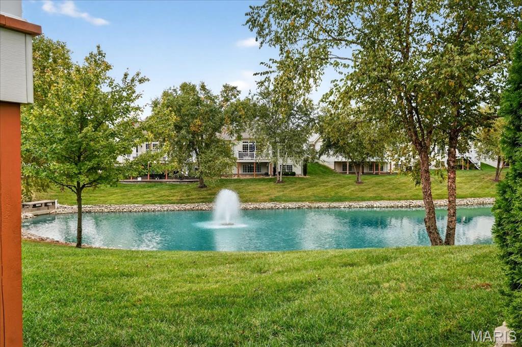 Oakville, Missouri 63129, United States, 3 Bedrooms Bedrooms, ,3 BathroomsBathrooms,Residential,Pending,227347