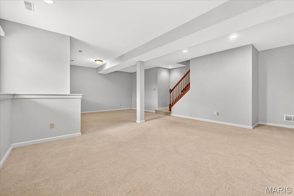 Oakville, Missouri 63129, United States, 3 Bedrooms Bedrooms, ,3 BathroomsBathrooms,Residential,Pending,227347