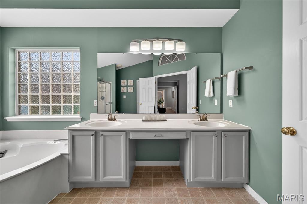 Vlgs At Dardenne Lewis & Clark Village - Residential