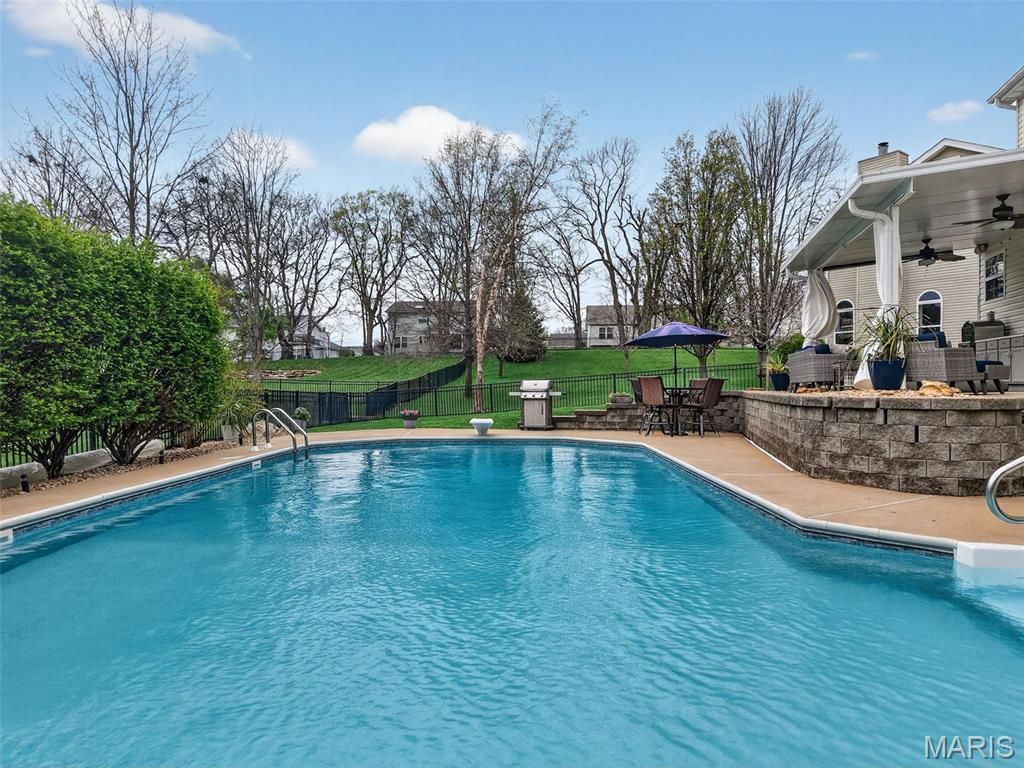 Photo of 32 Lemhi Pass Court, Dardenne Prairie, MO 63368 (MLS # 26018244)