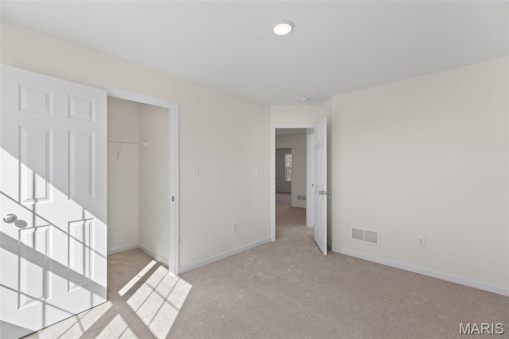 Photo of 414 Winding Bluffs Court, Fenton, MO 63026 (MLS # 26003255)