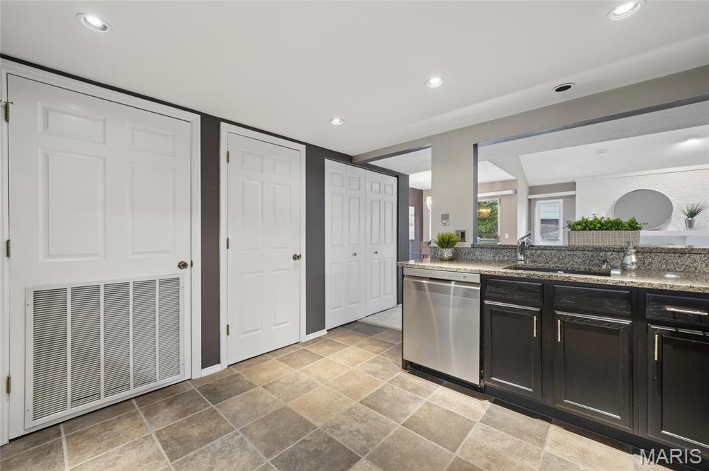 Briarcliff Condo - Residential