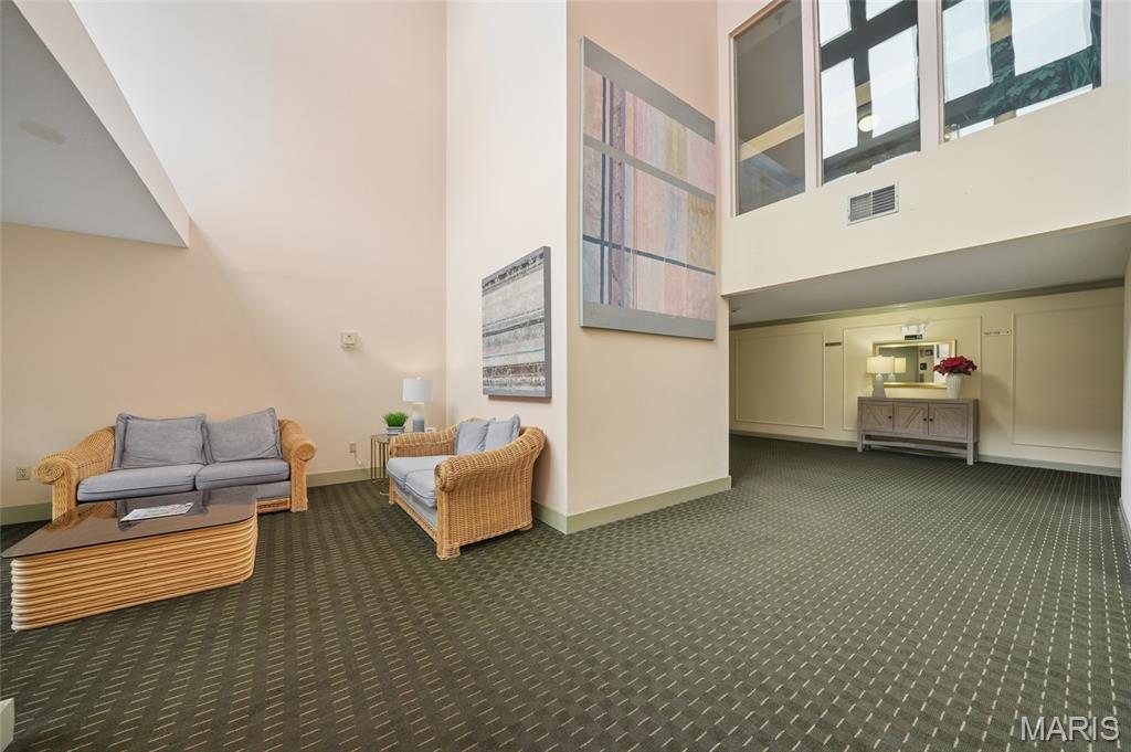 Briarcliff Condo - Residential