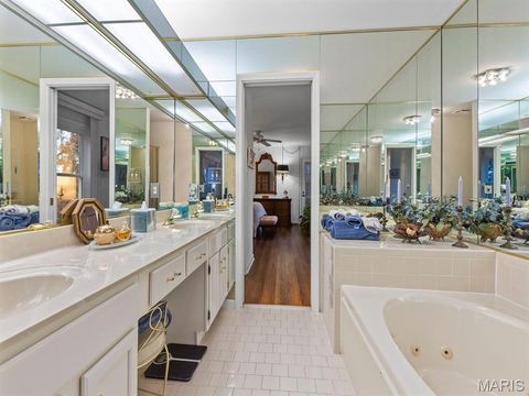 Tiny photo for 526 Sarah Lane #36, Creve Coeur, MO 63141 (MLS # 25077956)