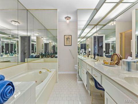 Tiny photo for 526 Sarah Lane #36, Creve Coeur, MO 63141 (MLS # 25077956)