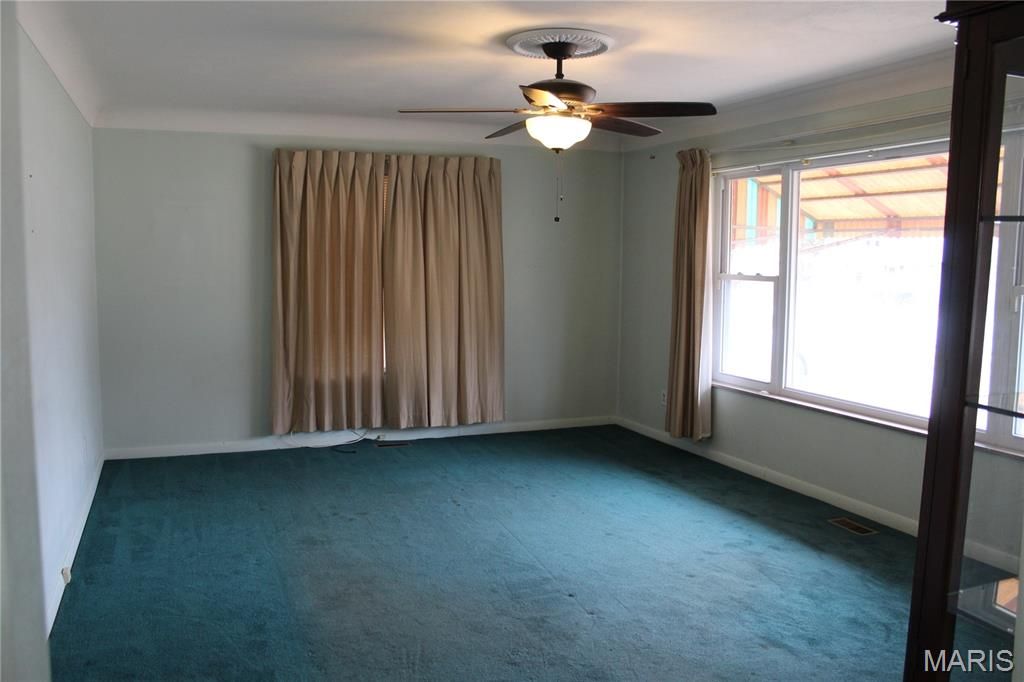 Photo of 8920 Lackland Road, Overland, MO 63114 (MLS # 26004378)