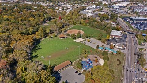 Tiny photo for 946 Marshall Avenue #D, Webster Groves, MO 63119 (MLS # 25074061)