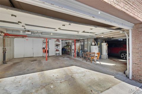 Tiny photo for 946 Marshall Avenue #D, Webster Groves, MO 63119 (MLS # 25074061)