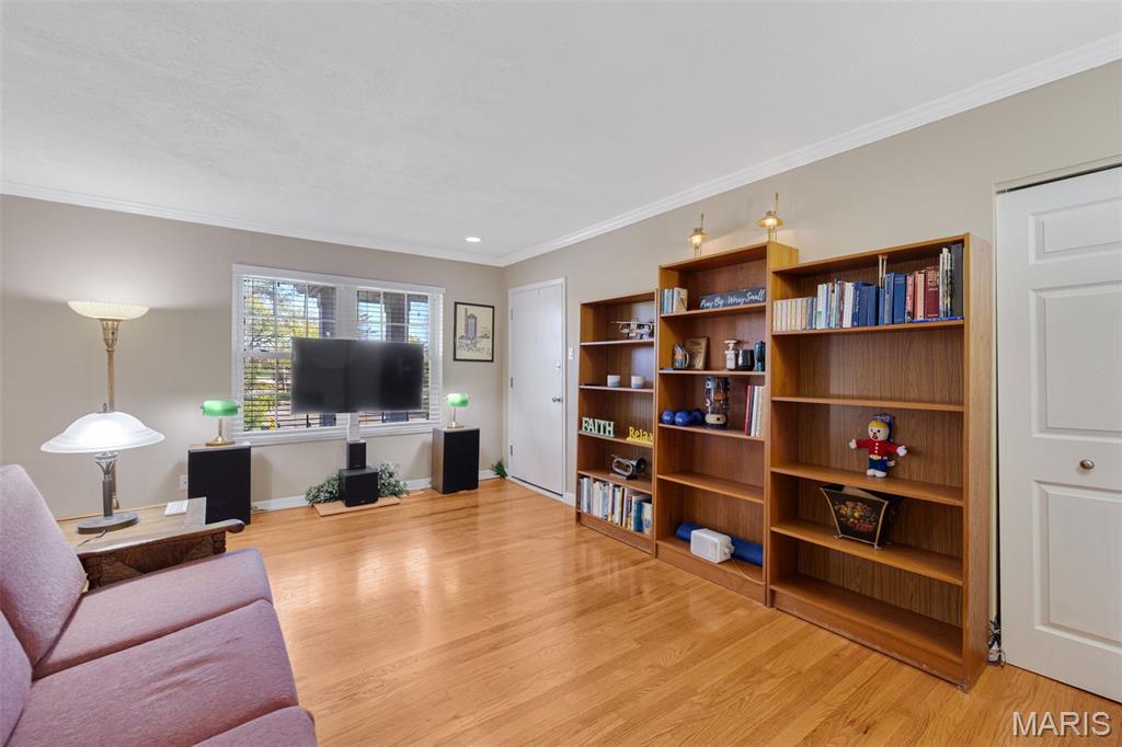 946 Marshall Avenue D