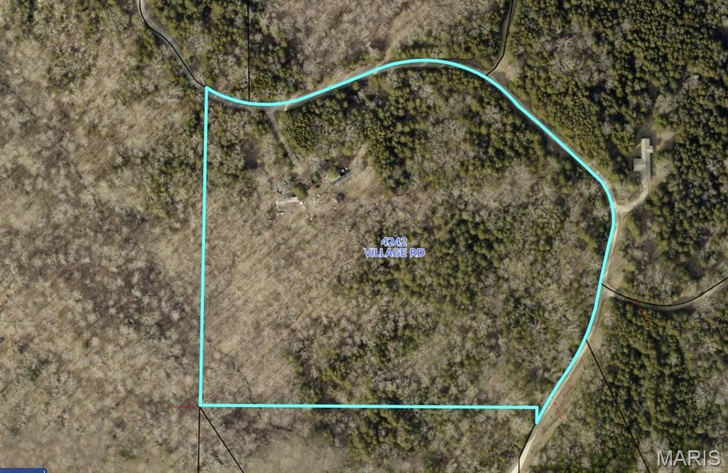 Photo of 4242 Village Road, Farmington, MO 63640 (MLS # 26037555)