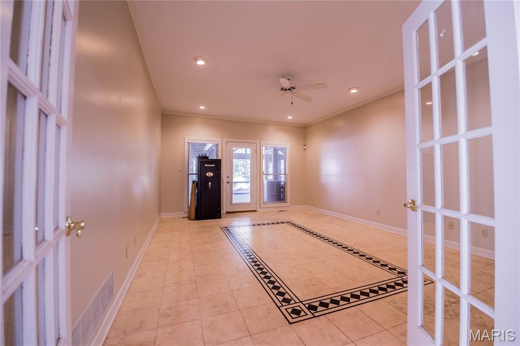 Crestwood Manor Sub - Residential