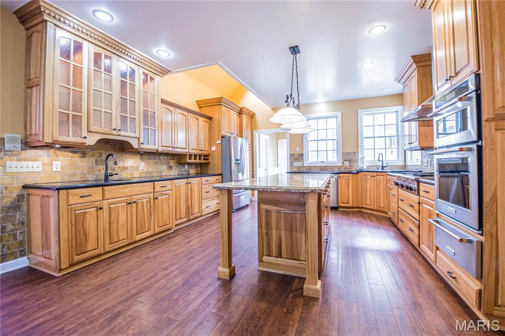 Crestwood Manor Sub - Residential