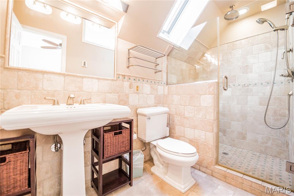 Crestwood Manor Sub - Residential