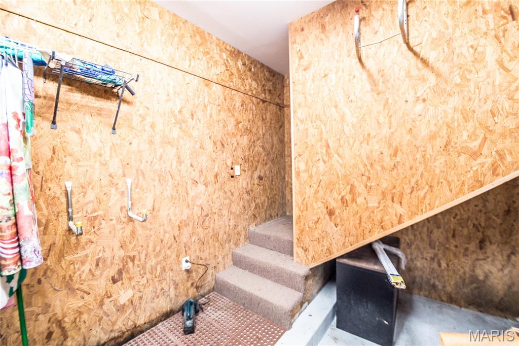 Crestwood Manor Sub - Residential