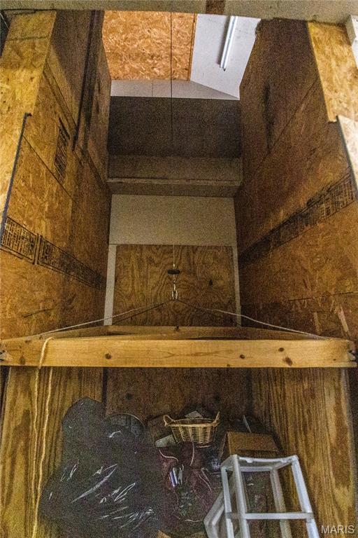 Crestwood Manor Sub - Residential