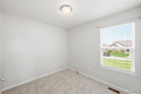 Tiny photo for 911 Pittsburg Landing Drive, Wentzville, MO 63385 (MLS # 26025413)