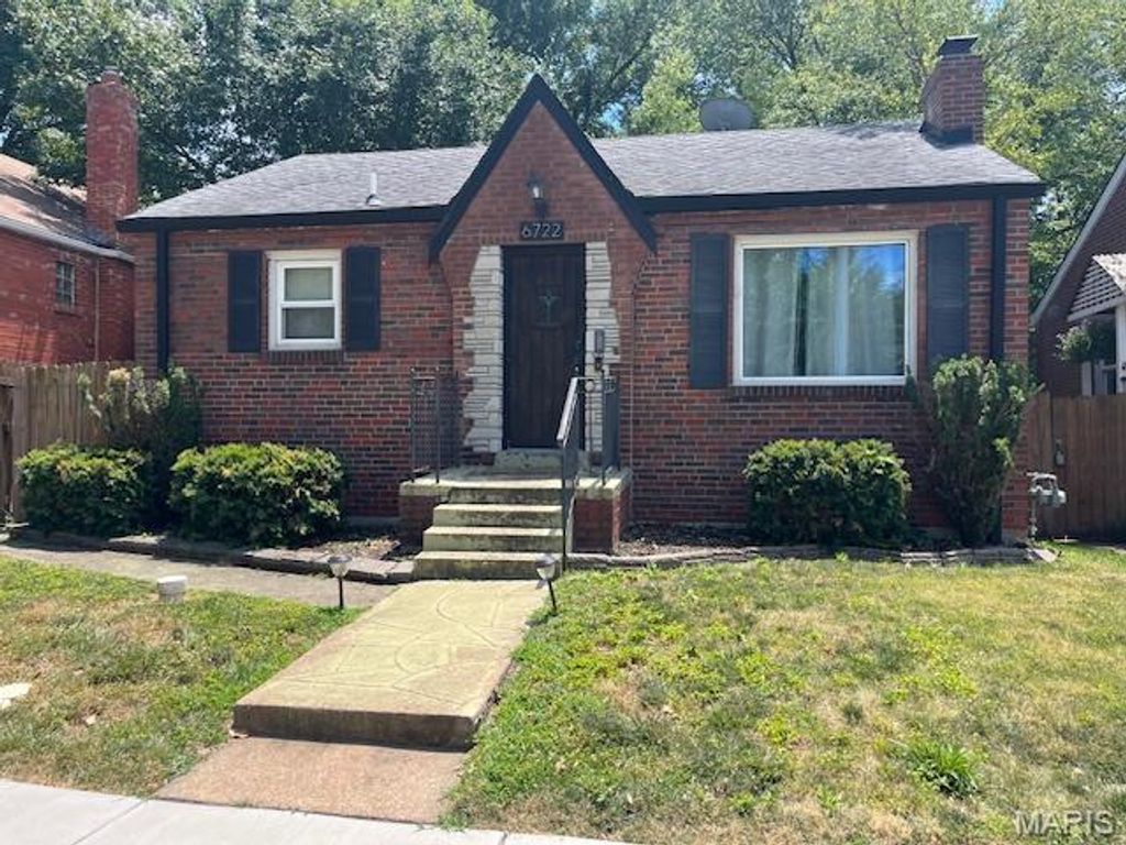 Photo of 6722 Dolan Place, St Louis, MO 63139 (MLS # 26013478)