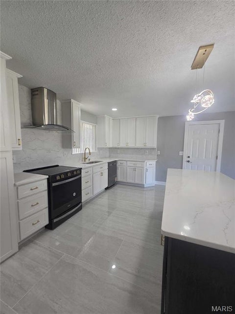Tiny photo for 500 Kingridge Drive, Ballwin, MO 63011 (MLS # 26065873)
