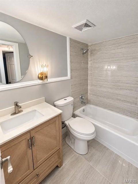 Tiny photo for 500 Kingridge Drive, Ballwin, MO 63011 (MLS # 26065873)