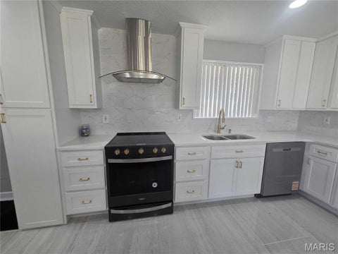 Tiny photo for 500 Kingridge Drive, Ballwin, MO 63011 (MLS # 26065873)