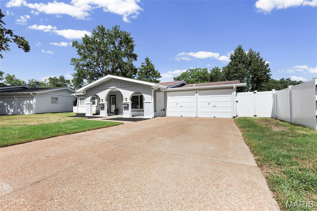 711 Caspian Lane
