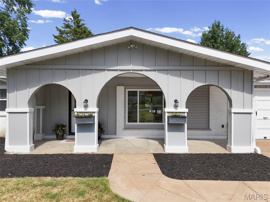 711 Caspian Lane